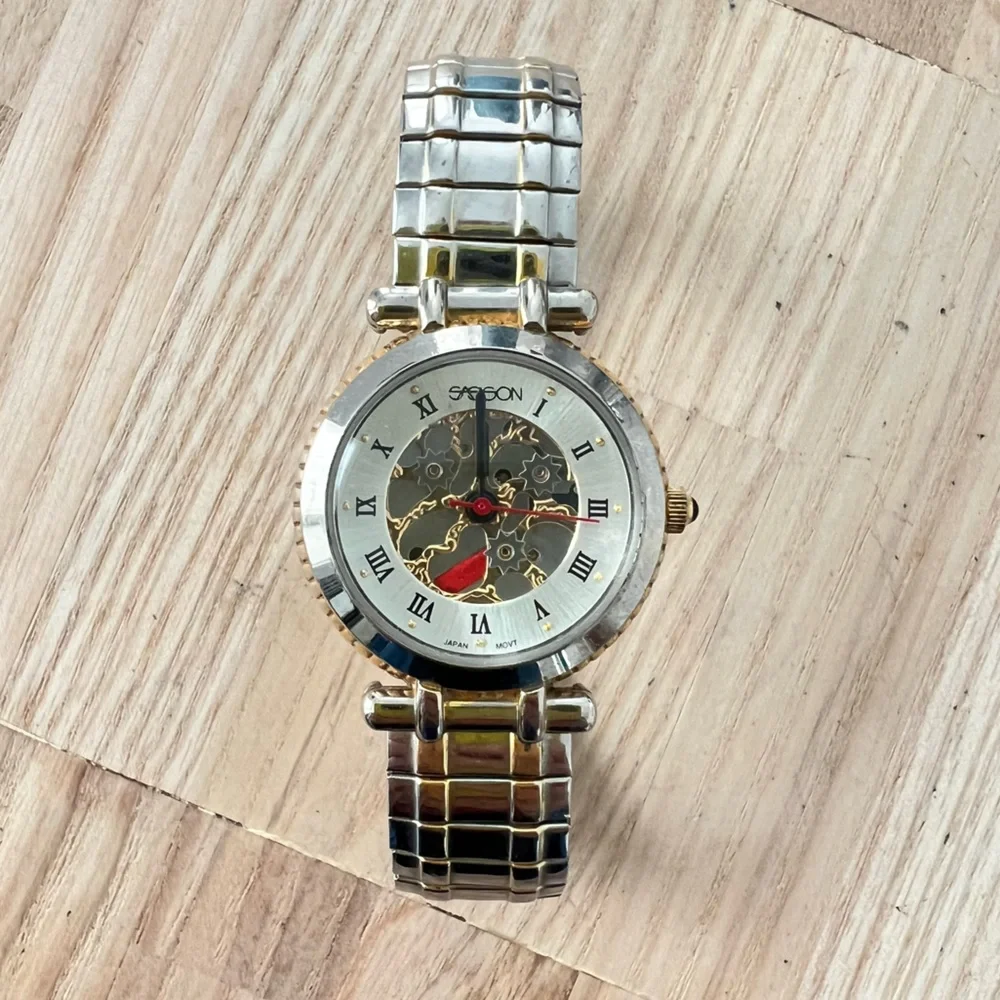 Sasson ladies steampunk expansion bracelet fashion watch NEW BATTERY